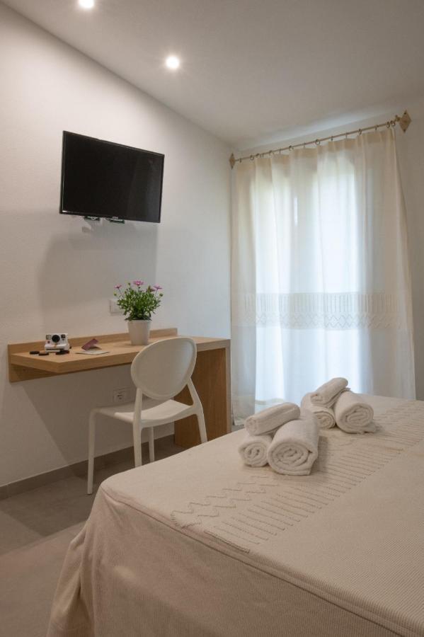 Tarsis Guest House Baunei Kültér fotó